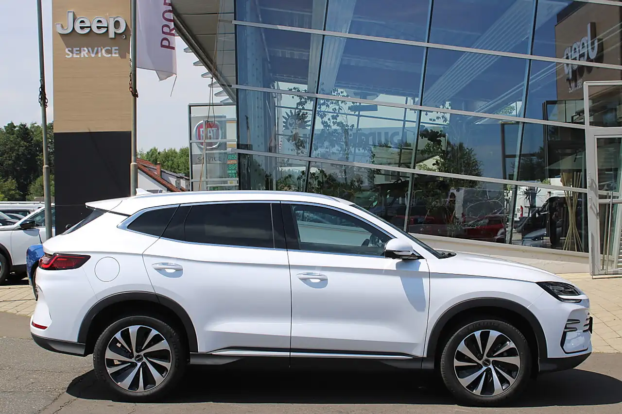 BYD SEAL U