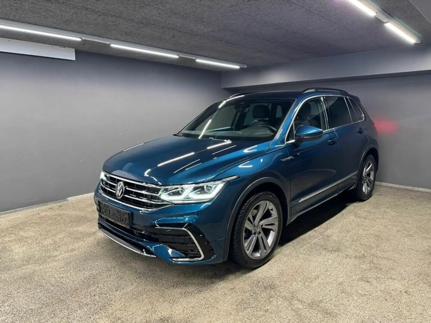 Volkswagen Tiguan R-LINE*DSG*ACC*LED*NAVI*VC*EL.HECK*SPORTSI Blau - 1