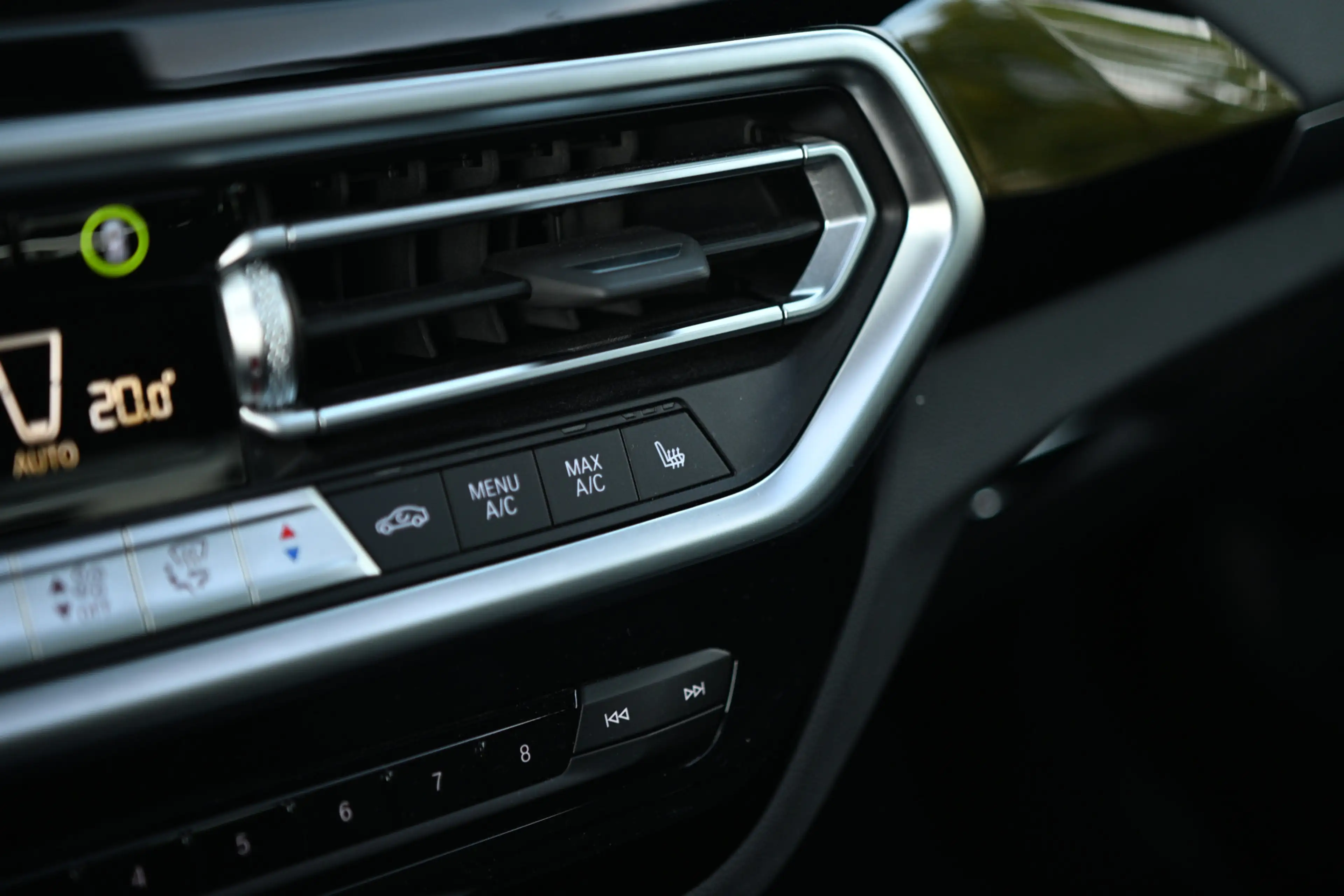 BMW iX3 Executive M Sport / Sportstoelen / Memory / Achter — photo 13