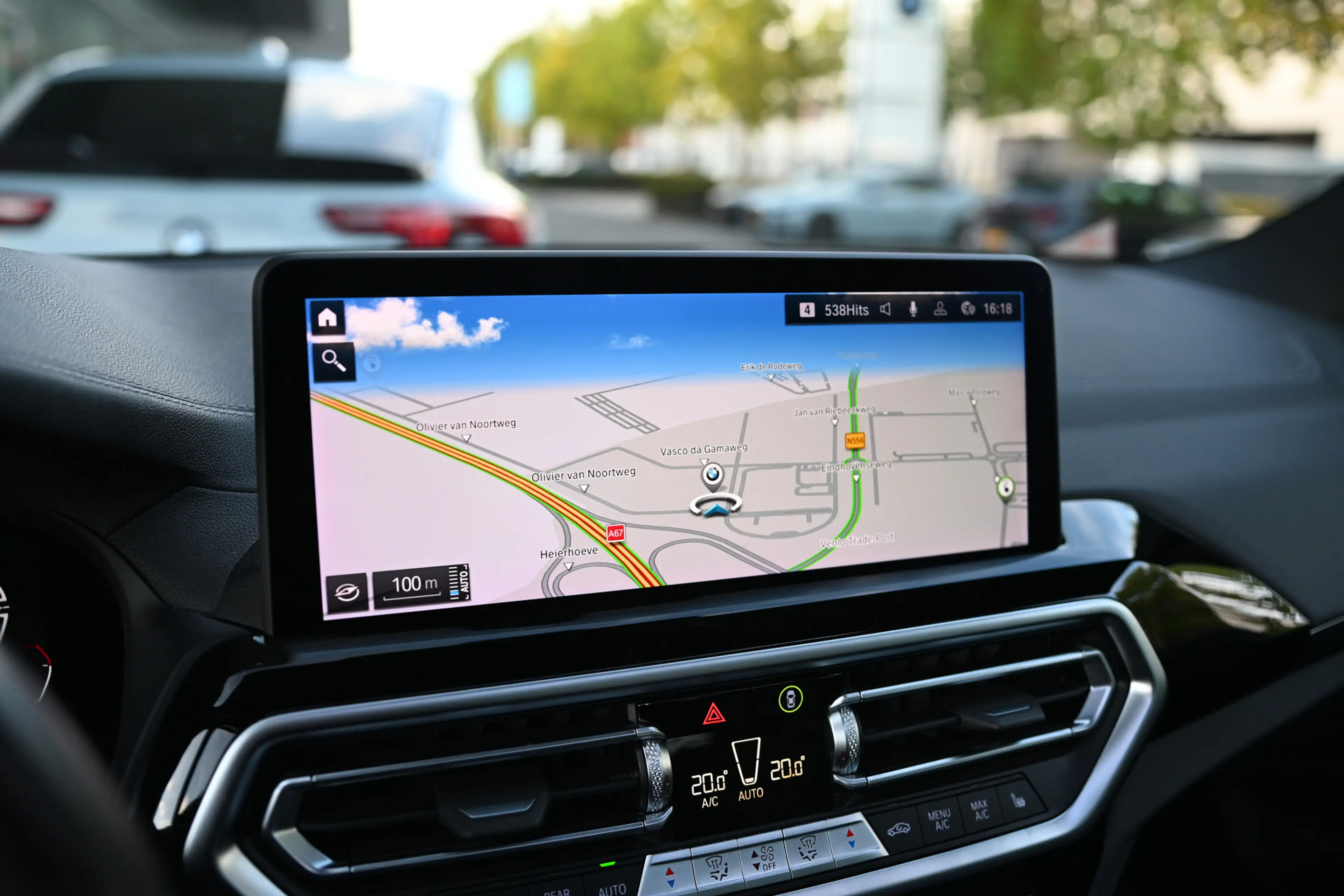 BMW iX3 Executive M Sport / Sportstoelen / Memory / Achter — photo 9