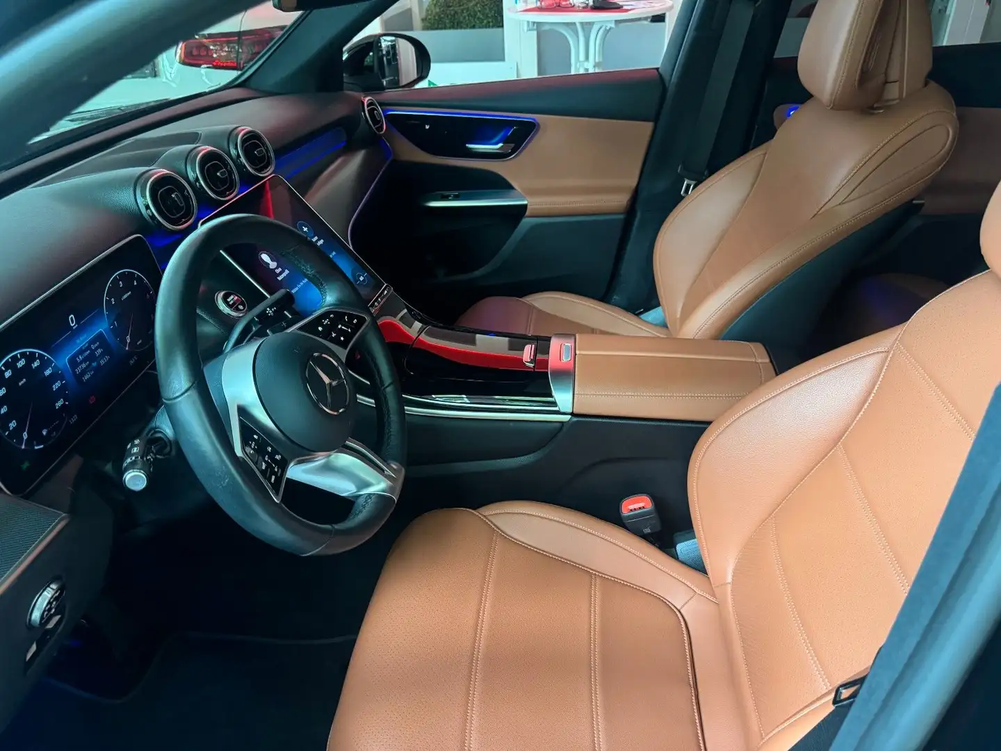 Mercedes-Benz GLC 220 Avantgarde Advanced LederLED AHK Panoram Zwart - 2