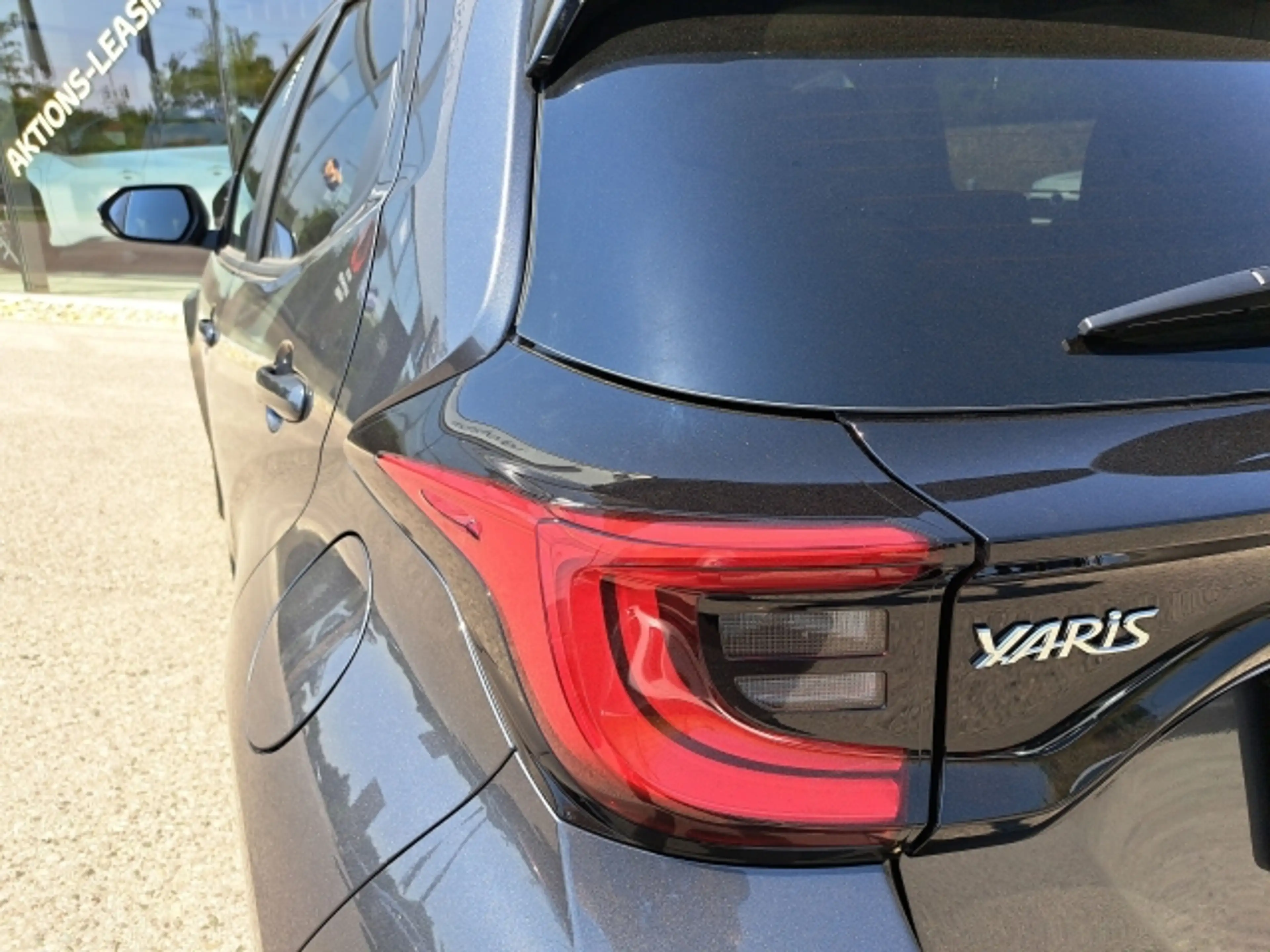Toyota Yaris Yaris 1,5 HSD Active — photo 11