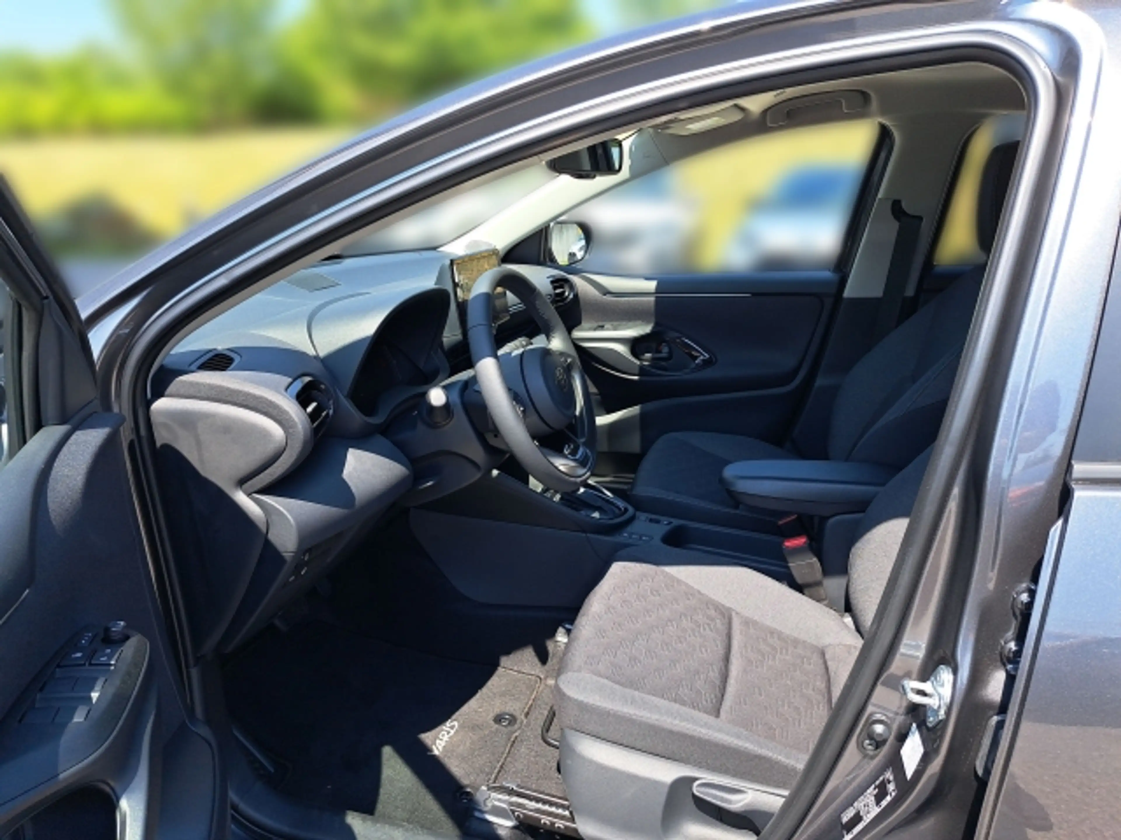 Toyota Yaris Yaris 1,5 HSD Active — photo 12