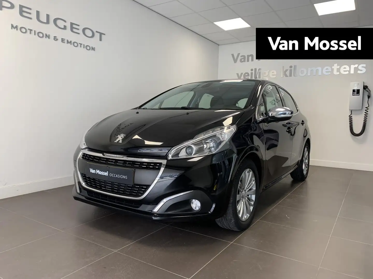 Peugeot 208 1.2 PureTech Blue Lease Executive | Navigatie | Pa Noir - 1