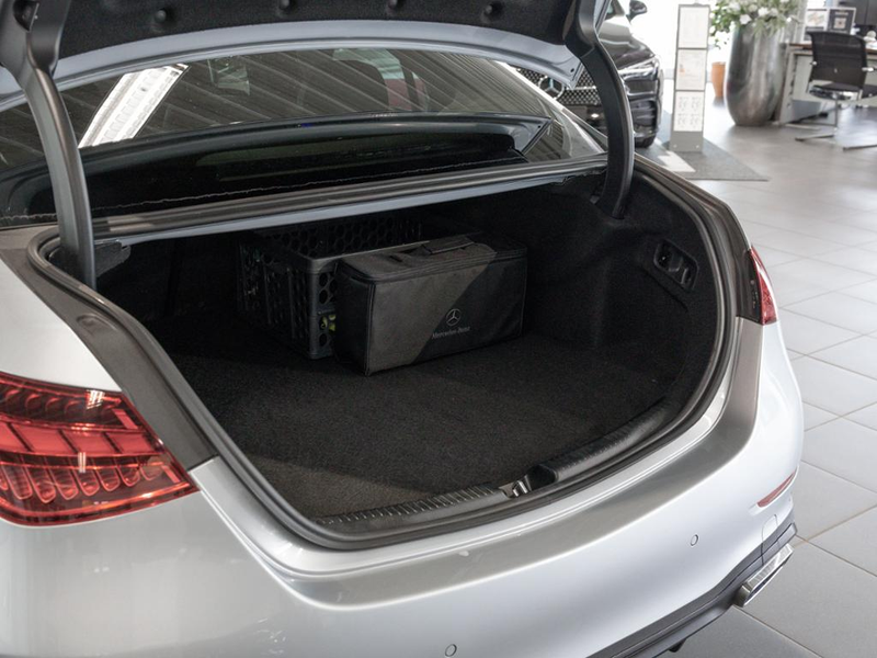 Mercedes-Benz C 400 e 4M , AMG NIGHT MEMO 360 AHK DISTR KAMERA — photo 9
