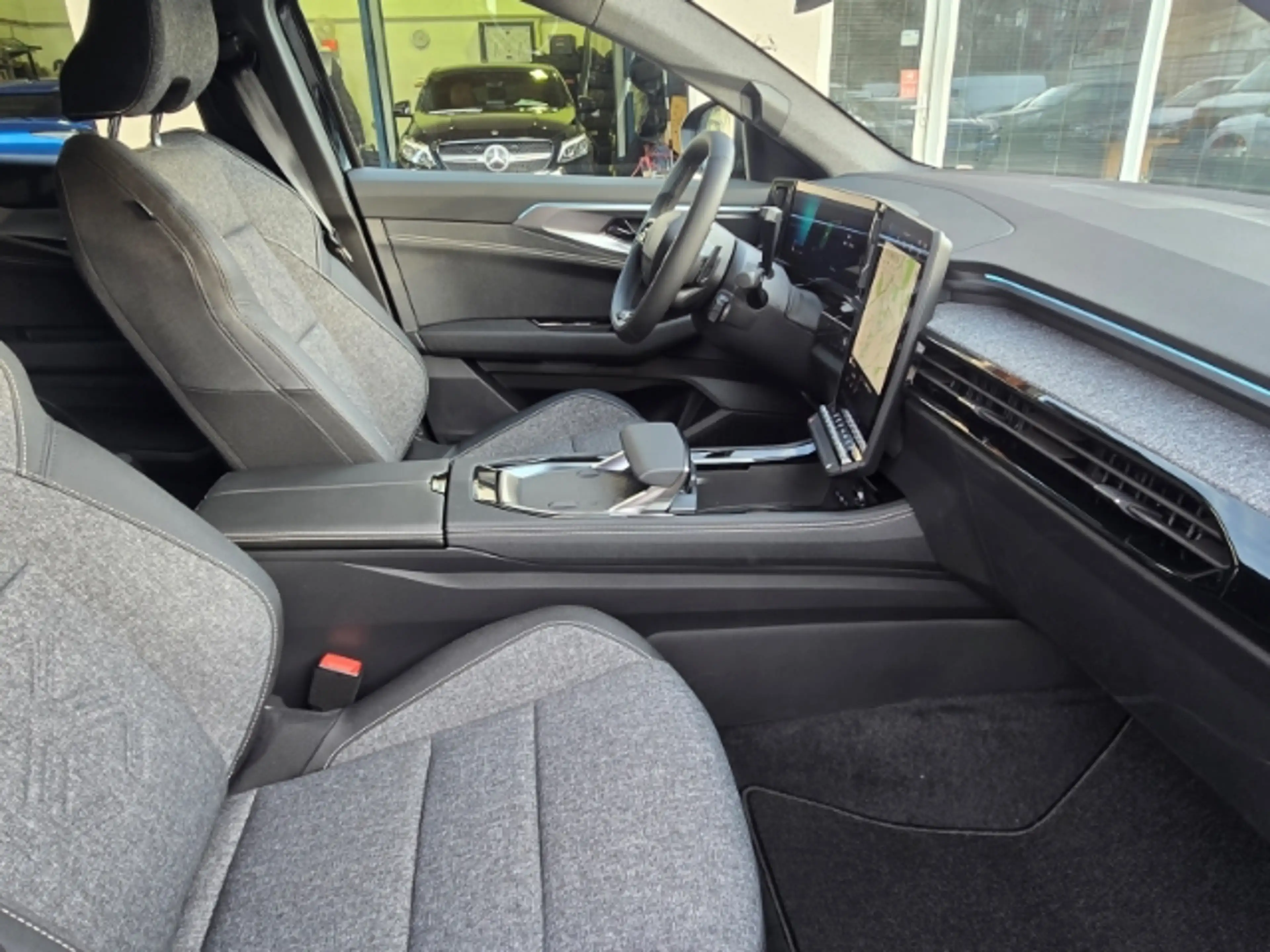 Renault Austral Techno 1.2 E-TECH Full Hybrid 200 EU6e — photo 10
