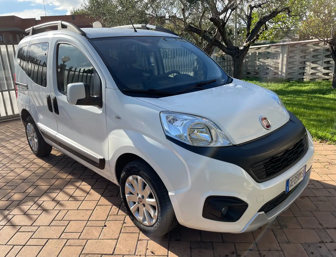 Fiat Qubo Qubo 1.3 mjt 16v Trekking 95cv N1 Blanco - 1