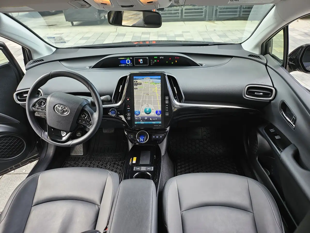 Toyota Prius Prime снимка Toyota Prius Prime