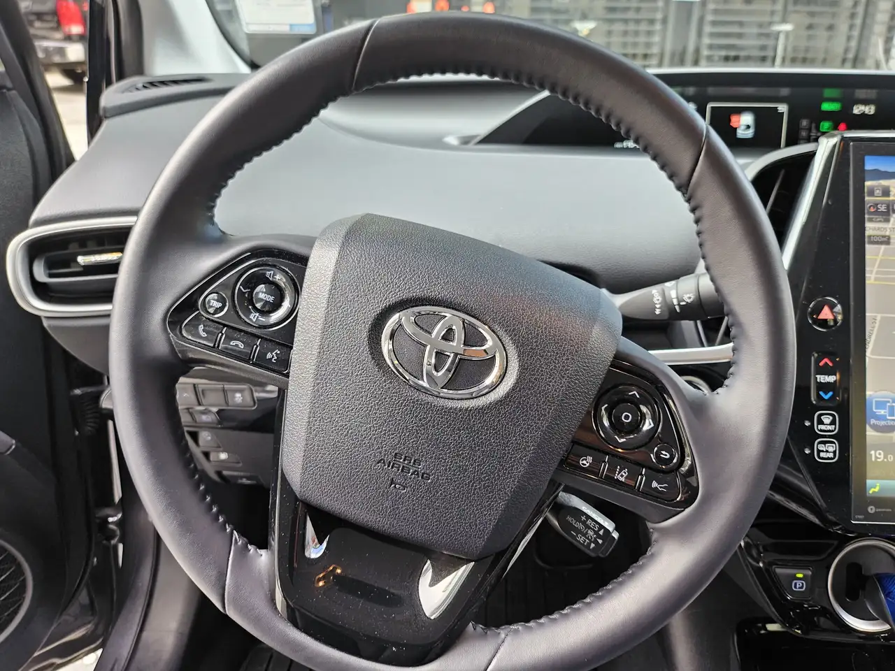 Toyota Prius Prime снимка Toyota Prius Prime