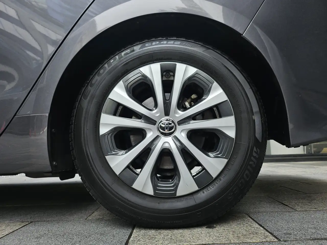 Toyota Prius Prime снимка Toyota Prius Prime