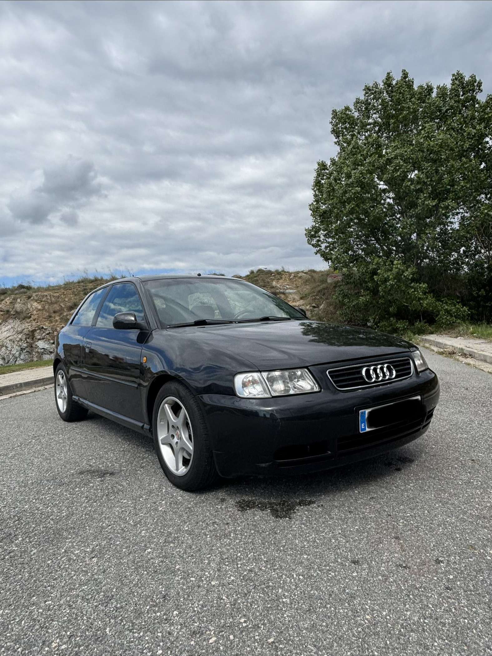 Audi A3 1.8 Turbo Ambition - foto 1