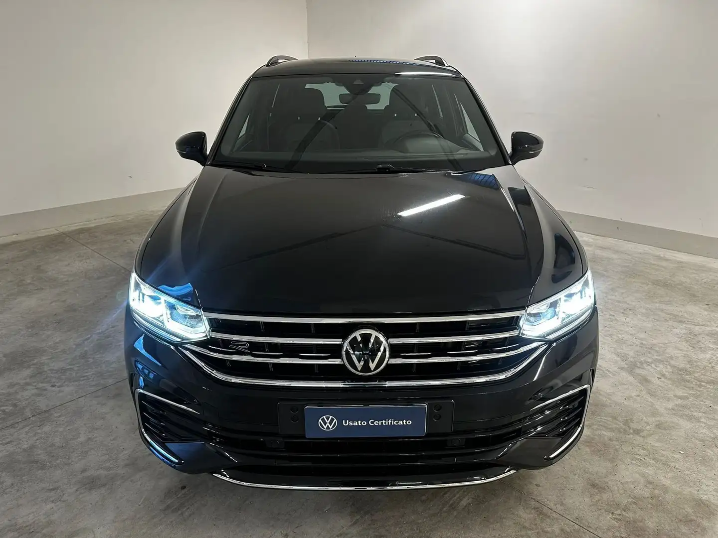 Volkswagen Tiguan Tiguan 2.0 TDI 150 CV SCR DSG 4MOTION R-Line Nero - 2