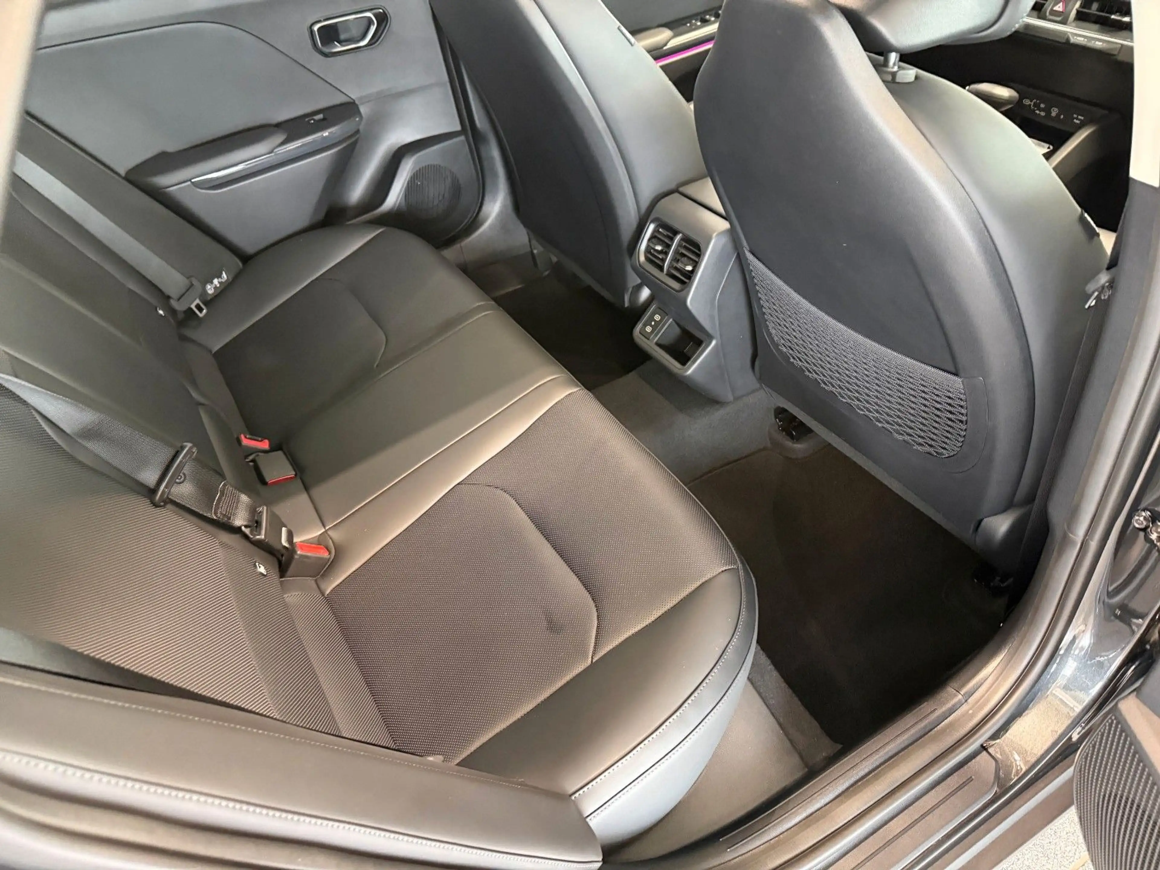 Kia K4 1.6 T-GDI 110 kW DCT7 Spirit — photo 11