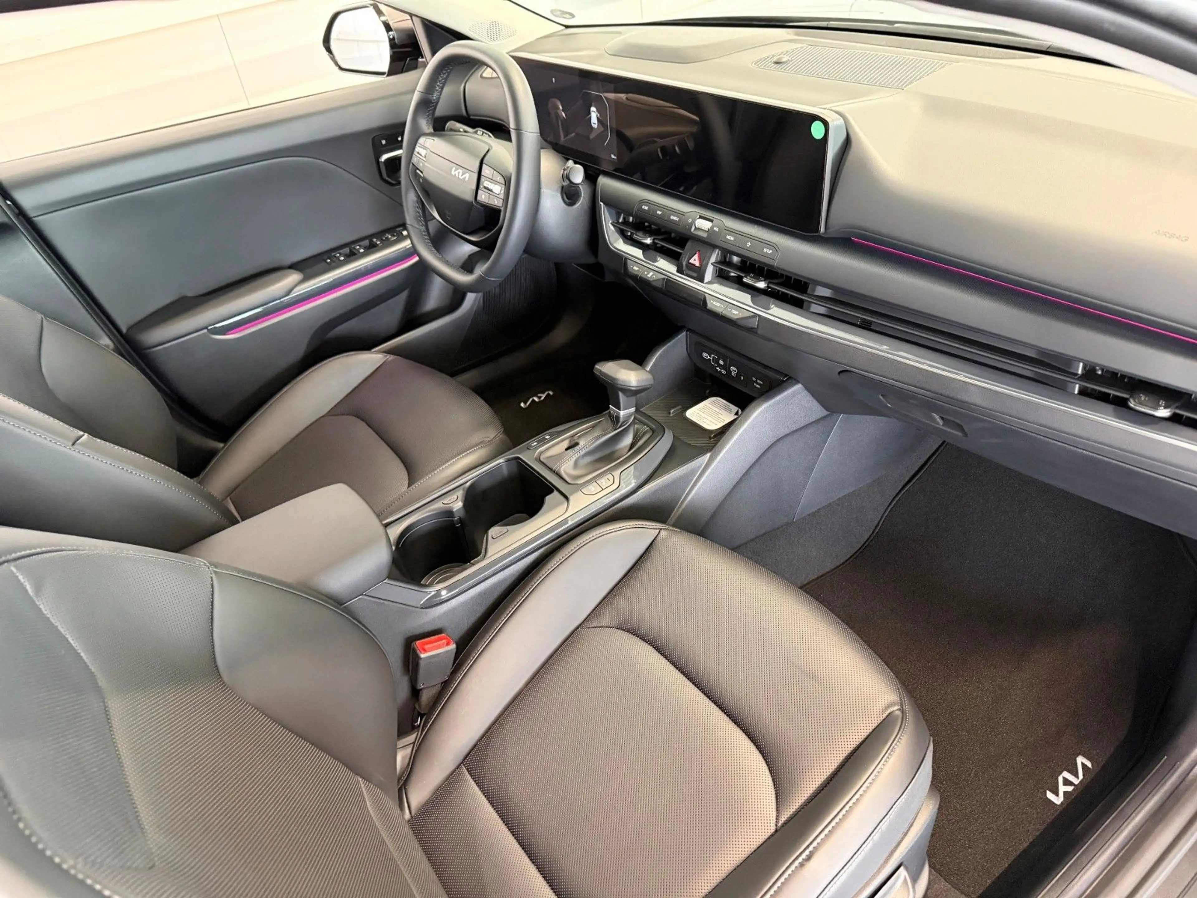 Kia K4 1.6 T-GDI 110 kW DCT7 Spirit — photo 10