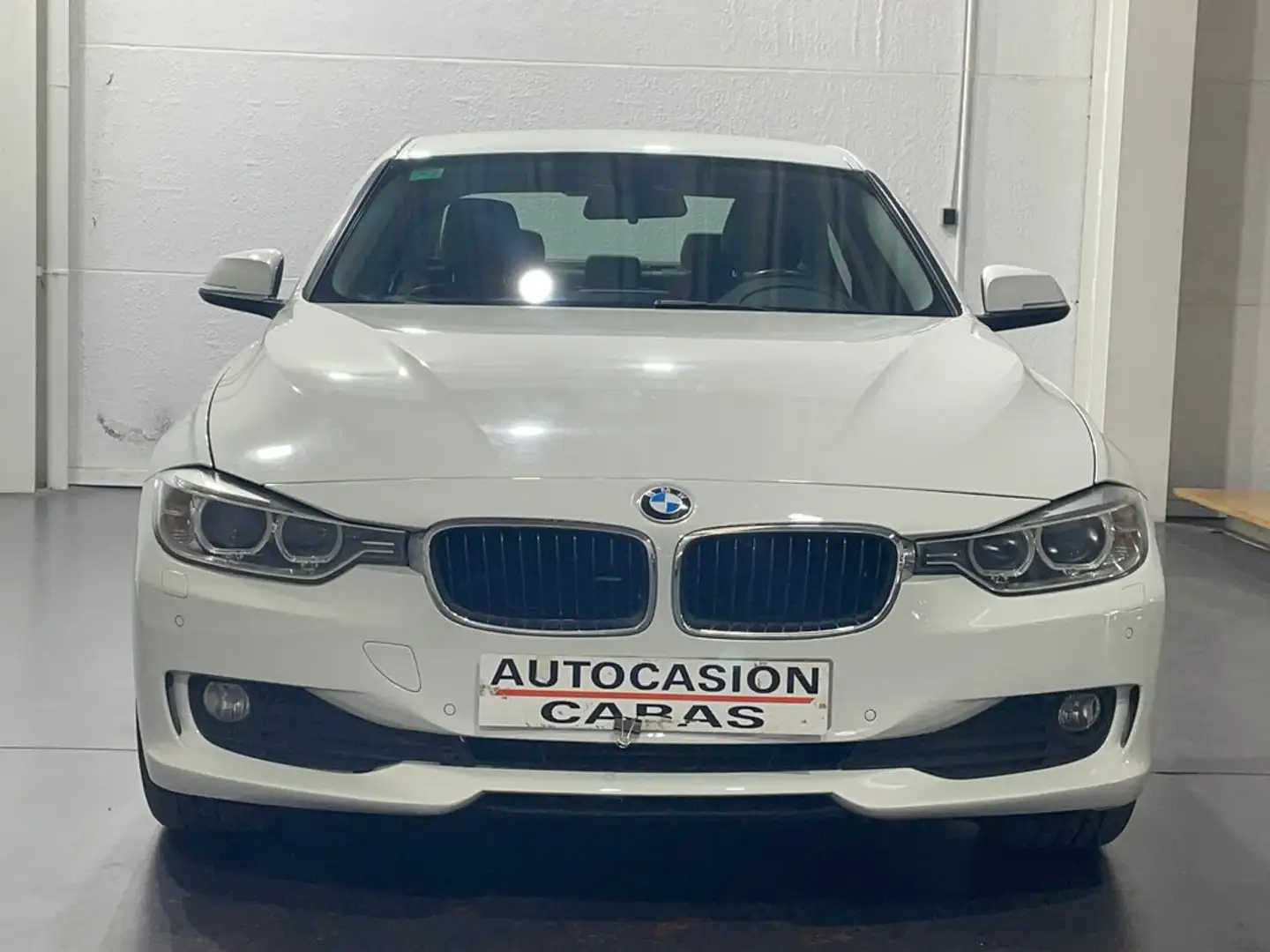 BMW 316 316d Weiß - 2