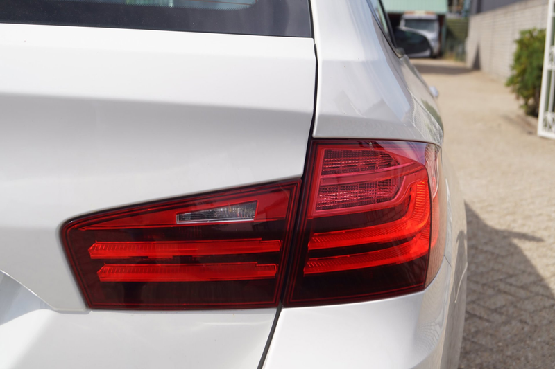 BMW 520 5-serie Touring 520i M Sport Edition Autom Panodak — photo 35