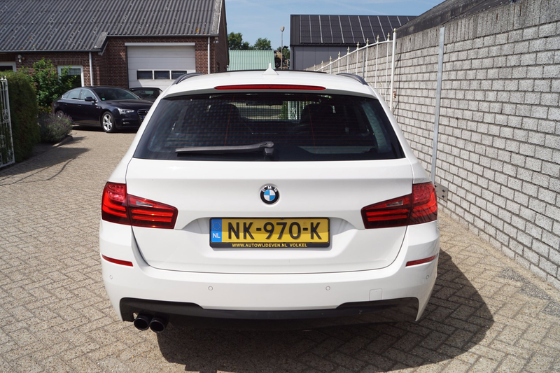 BMW 520 5-serie Touring 520i M Sport Edition Autom Panodak — photo 5
