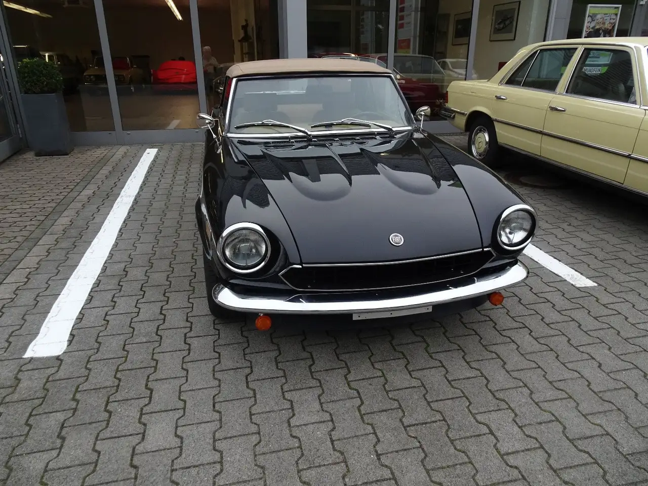 Fiat 124 Spider, foto 2
