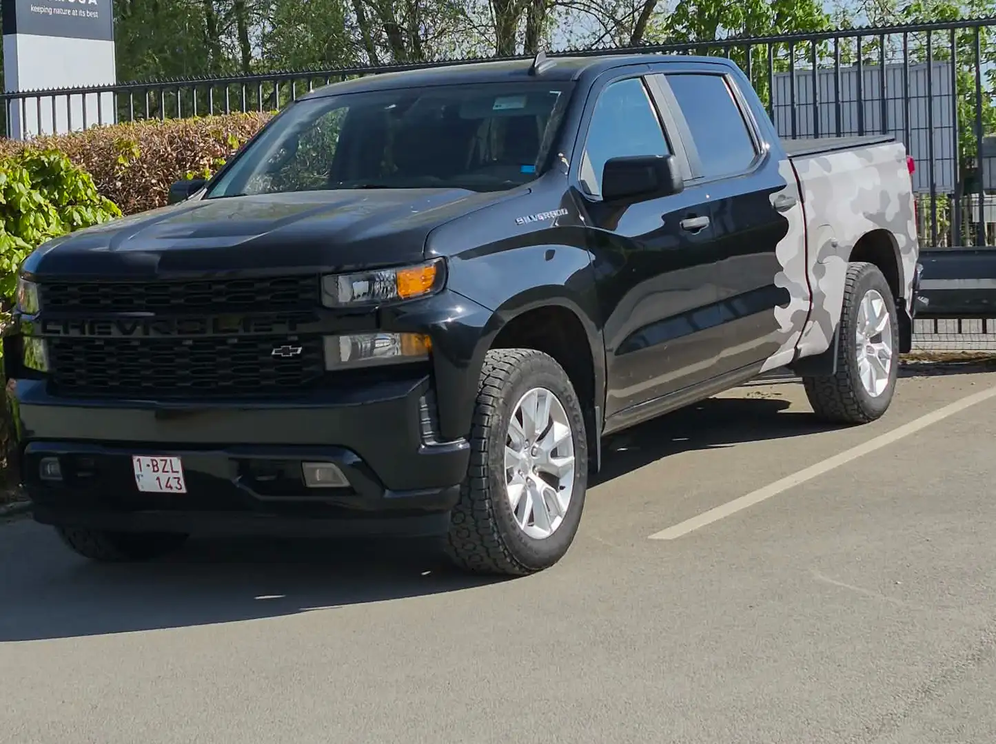 Chevrolet Silverado 5,3L 360cv Schwarz - 1