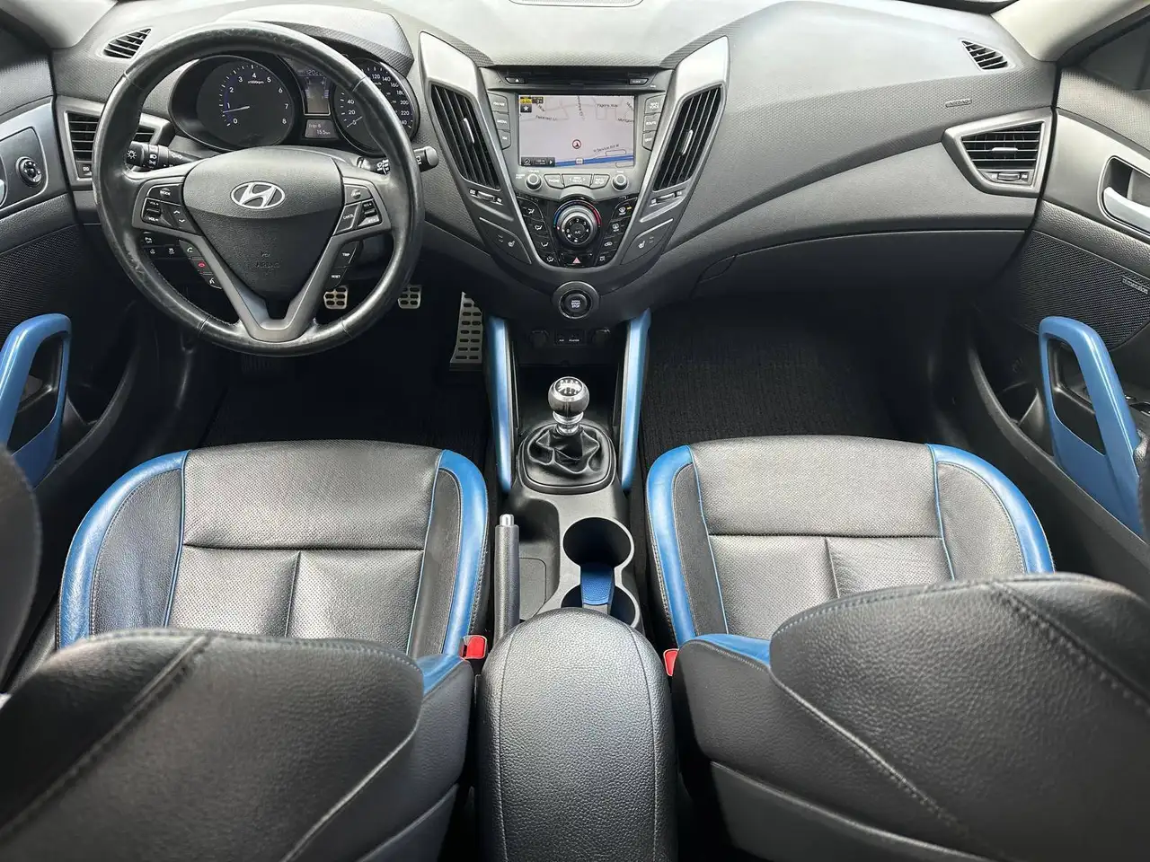 Hyundai VELOSTER fotografie Hyundai VELOSTER