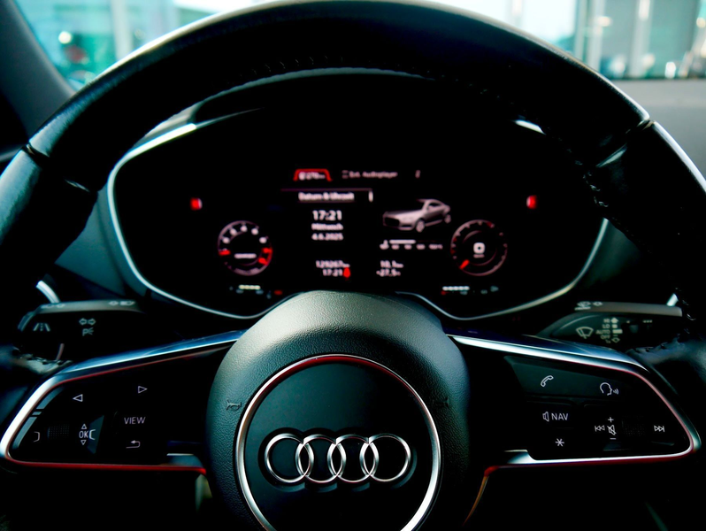 Audi TT Coupé 2,0 TFSI *S-LINE - Virtual Cockpit* — photo 13