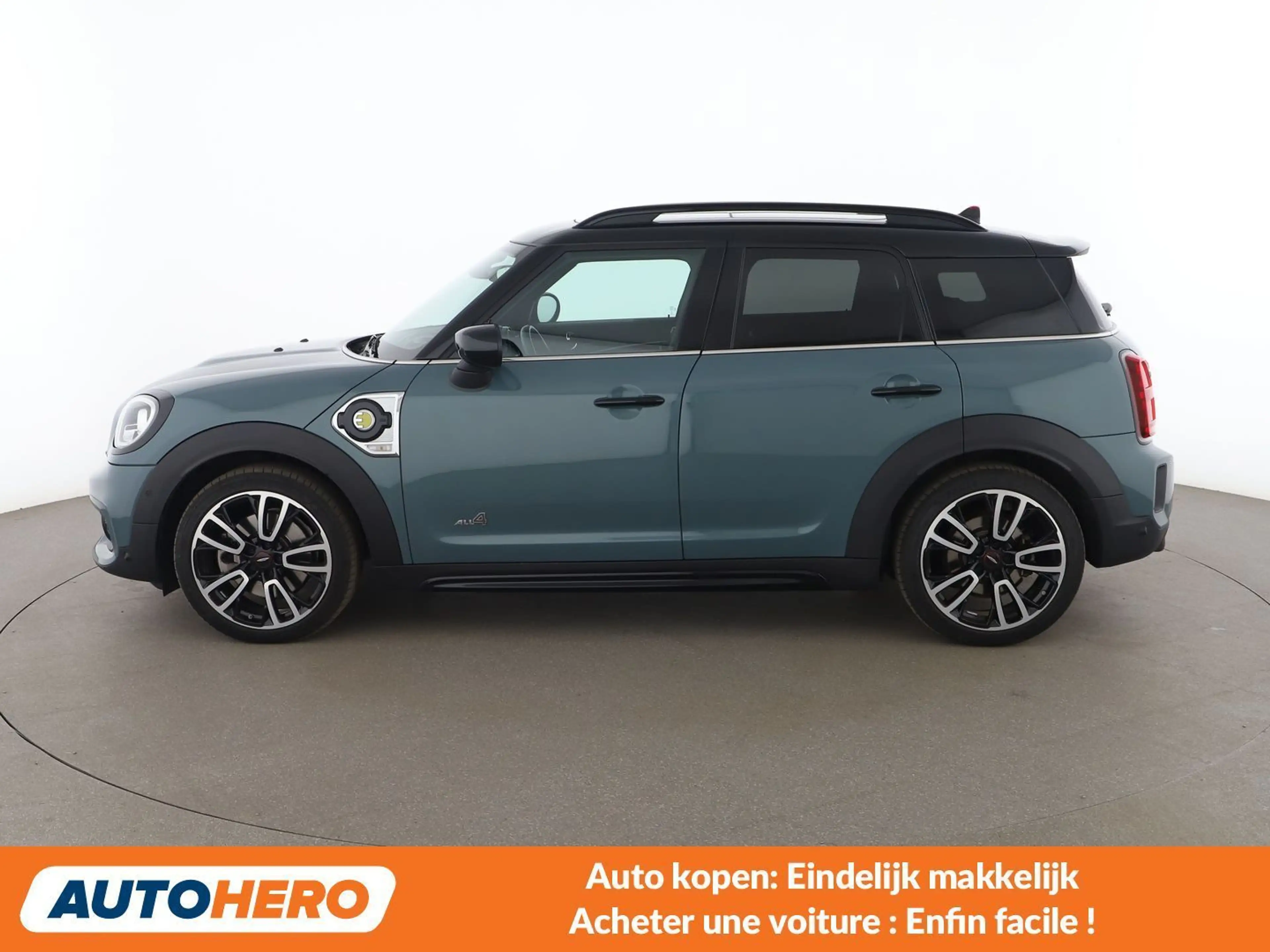 MINI Cooper SE Countryman Cooper S E Hybrid ALL4 John Cooper Works Trim — photo 3