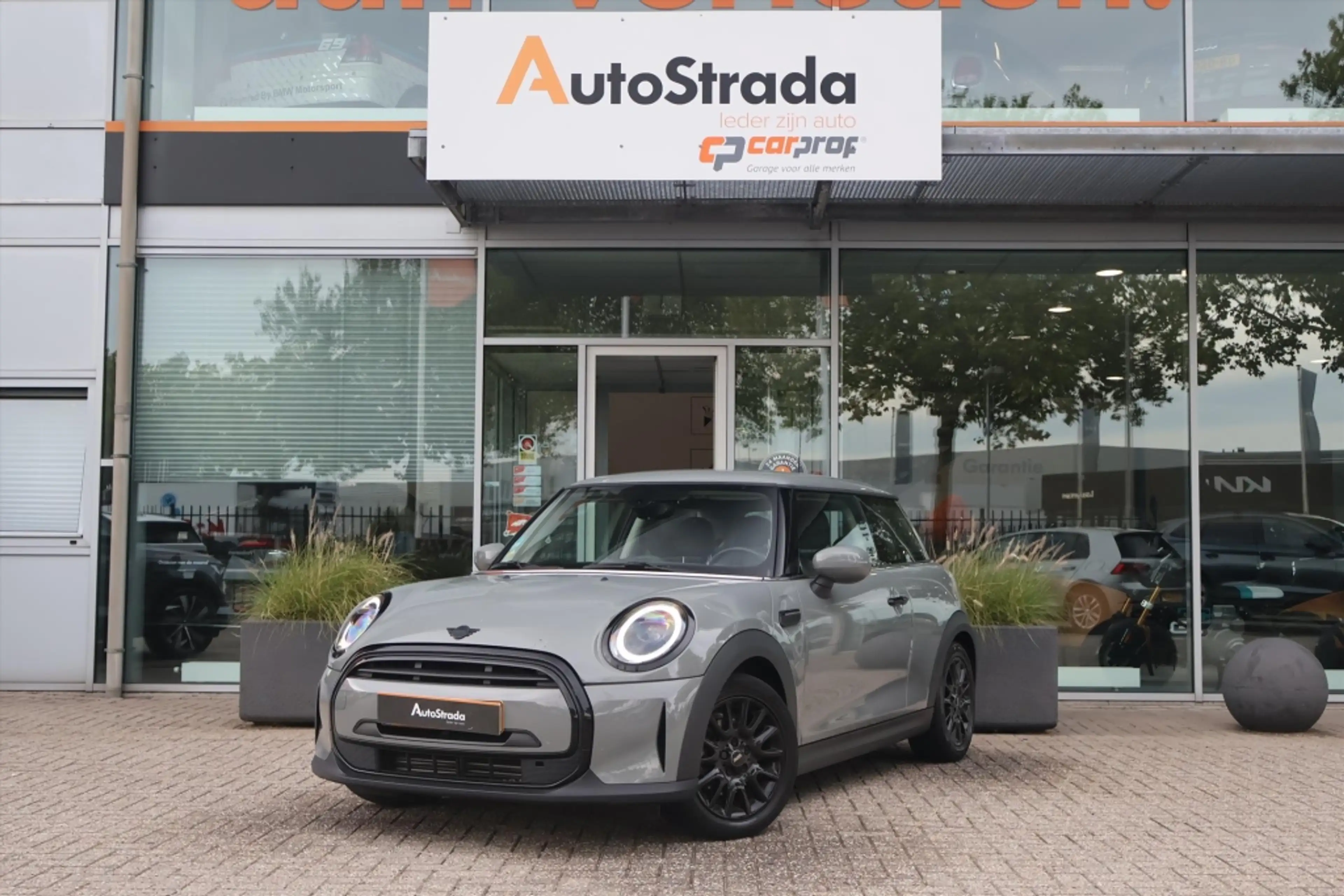 MINI One Mini 3-Deurs (f56) 1.5 Business Edition 102pk | LE — photo 3