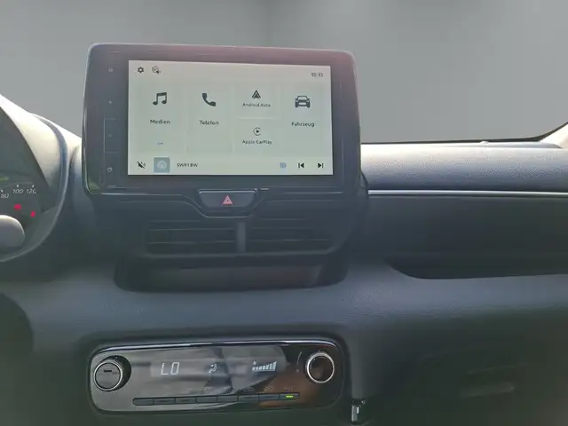 Toyota Yaris view 15
