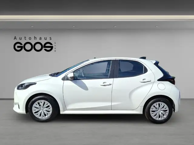 Toyota Yaris view 2