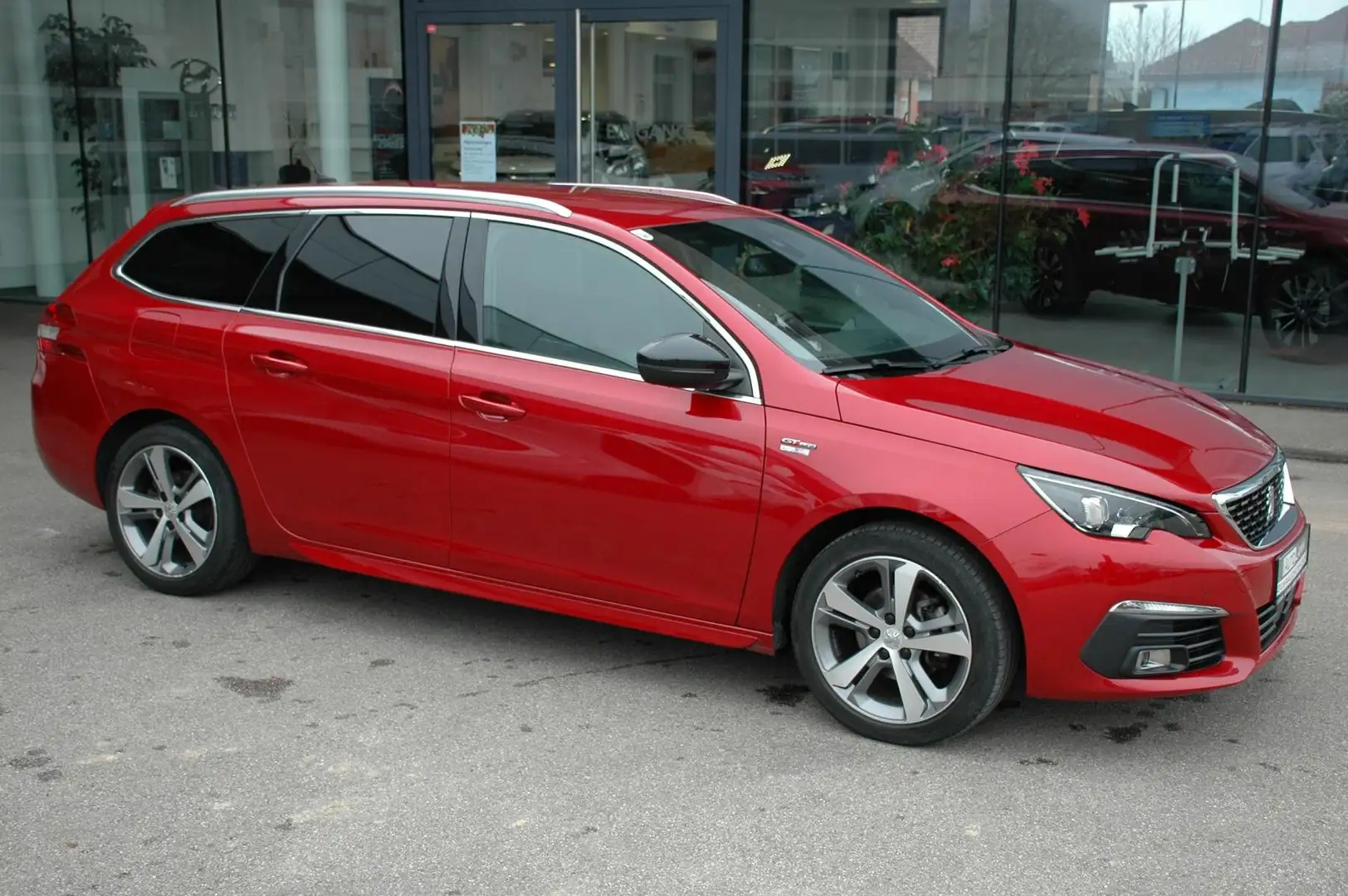 Peugeot 308 308 SW 1,5 BlueHDI 130 GT Line S&S Eat8 AT + AV Rot - 2
