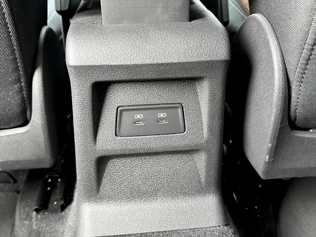 Audi Q2 view 15