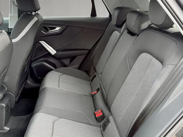 Audi Q2 view 11