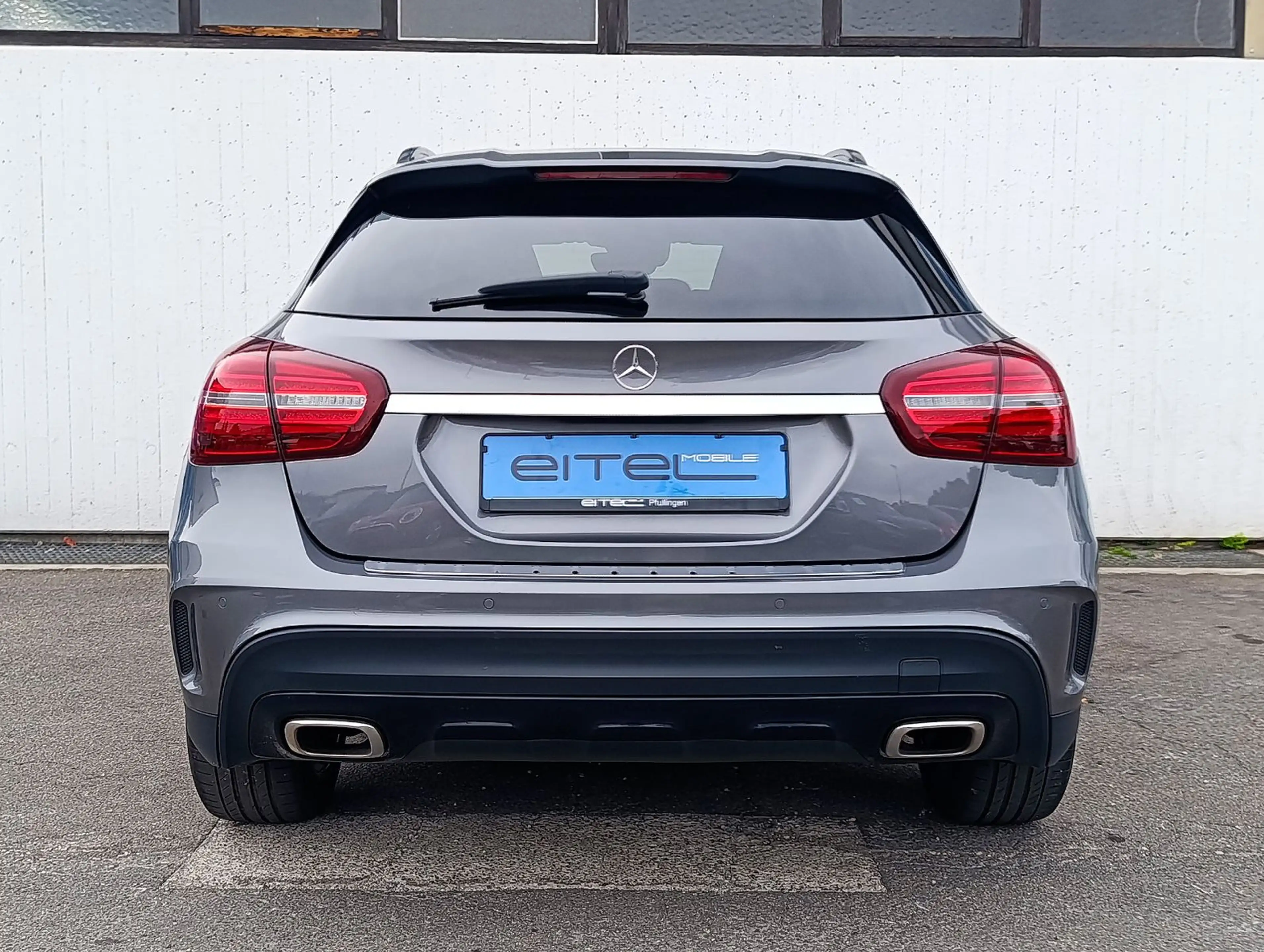 Mercedes-Benz GLA 220 4Matic AMG Kamera Leder Navi LED — photo 6