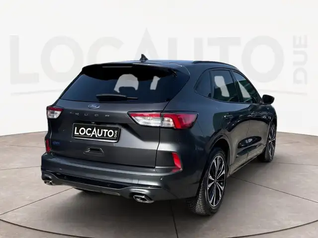 Ford Kuga view 4