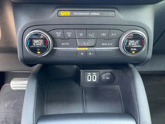 Ford Kuga view 11