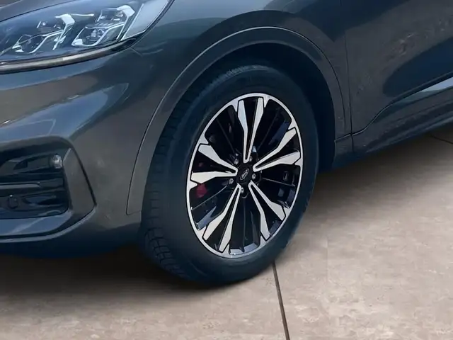 Ford Kuga view 15