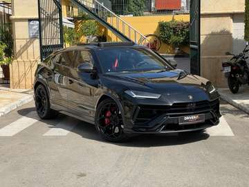 4.0 V8 Performante