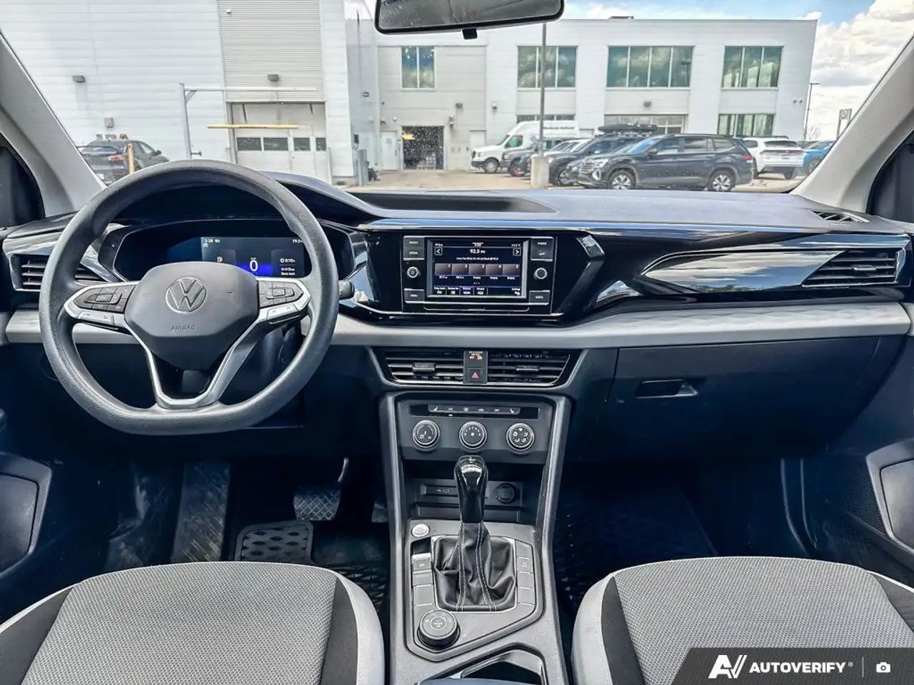 Volkswagen Taos снимка Volkswagen Taos