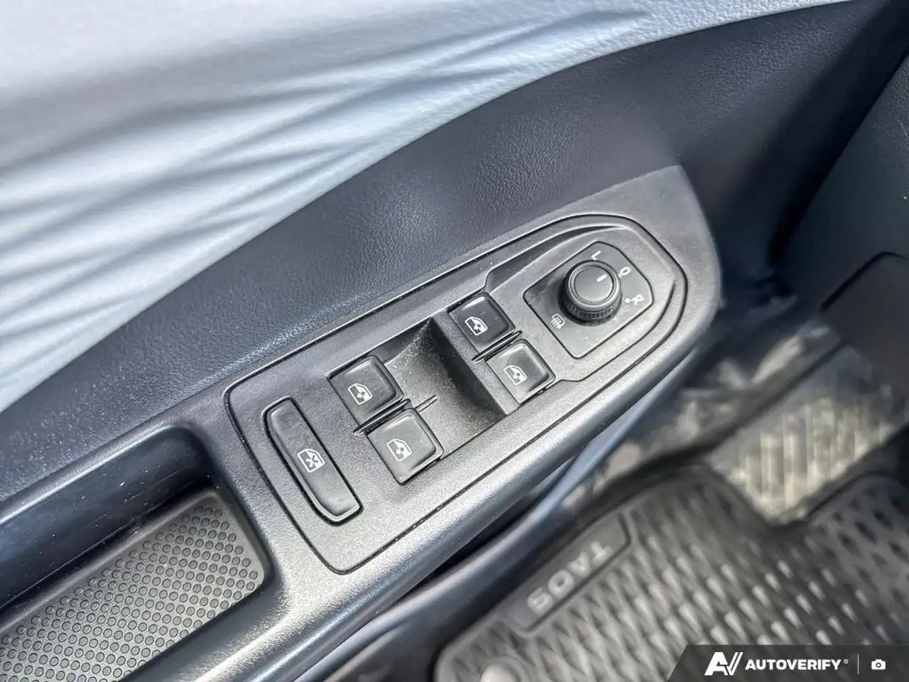 Volkswagen Taos снимка Volkswagen Taos
