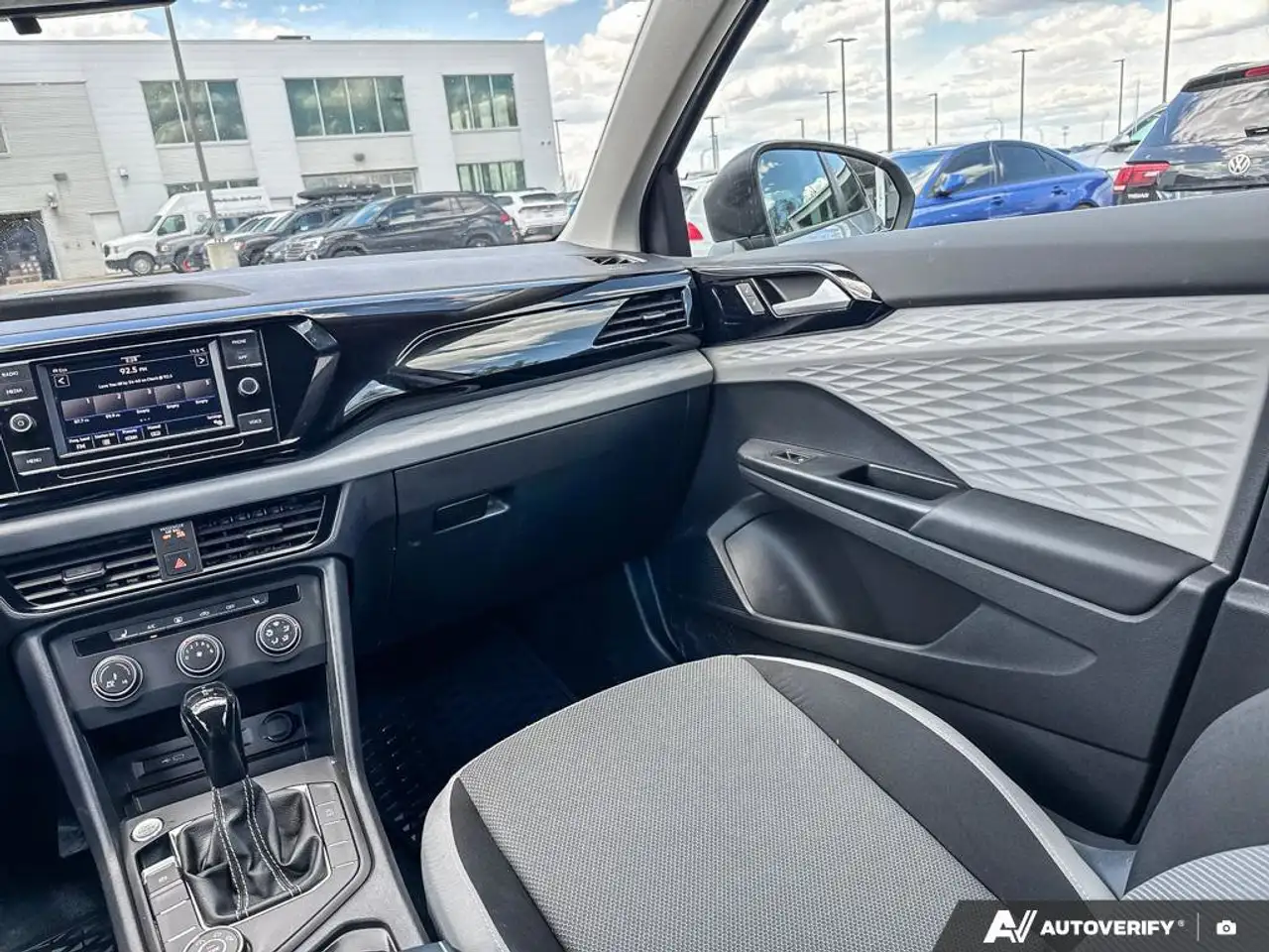 Volkswagen Taos снимка Volkswagen Taos