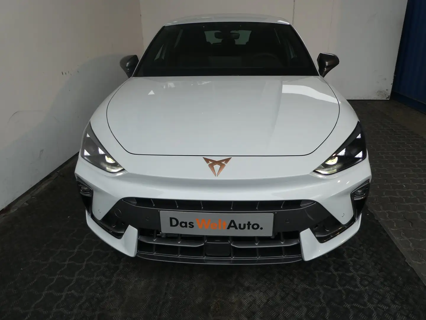 CUPRA Leon 1.5 TSI 150 PS ACT Weiß - 2