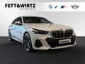 BMW 520 i *€ 1.190 Zubehörbonus*M Sport|Autobahnass. Weiß - thumbnail 1