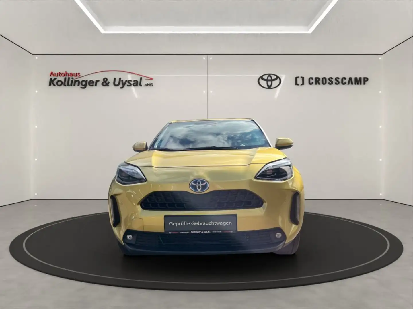 Toyota Yaris Cross Hybrid 1.5 VVT-i Team Deutschland Gold - 2