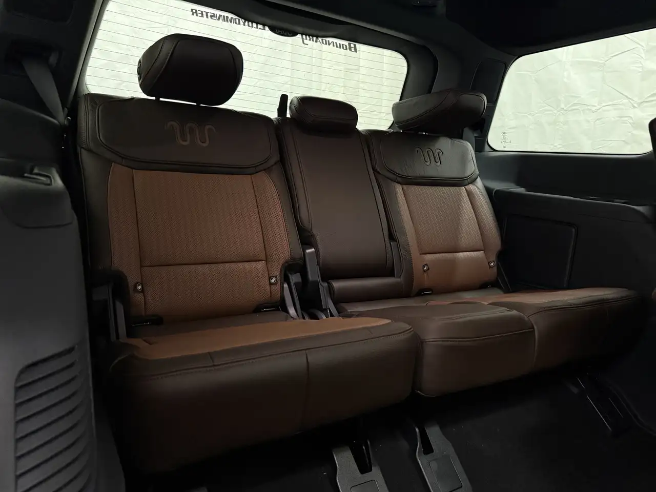 Ford Expedition снимка Ford Expedition