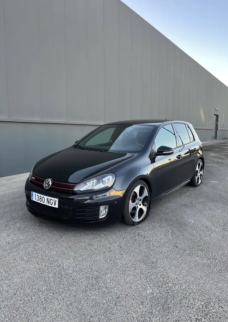 Volkswagen Golf GTI 2.0 TSI - 1