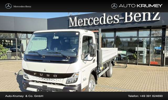 Imagine Mitsubishi 7C15 FUSO Canter LED-Scheinwerfer