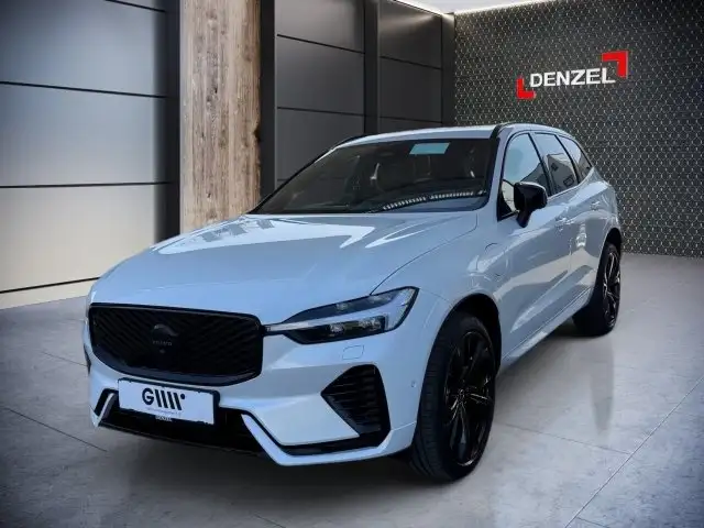 Volvo XC60 Black Edition Ultra, T6 eAWD Plug-in Hybrid, Elektrisch Ansicht 2