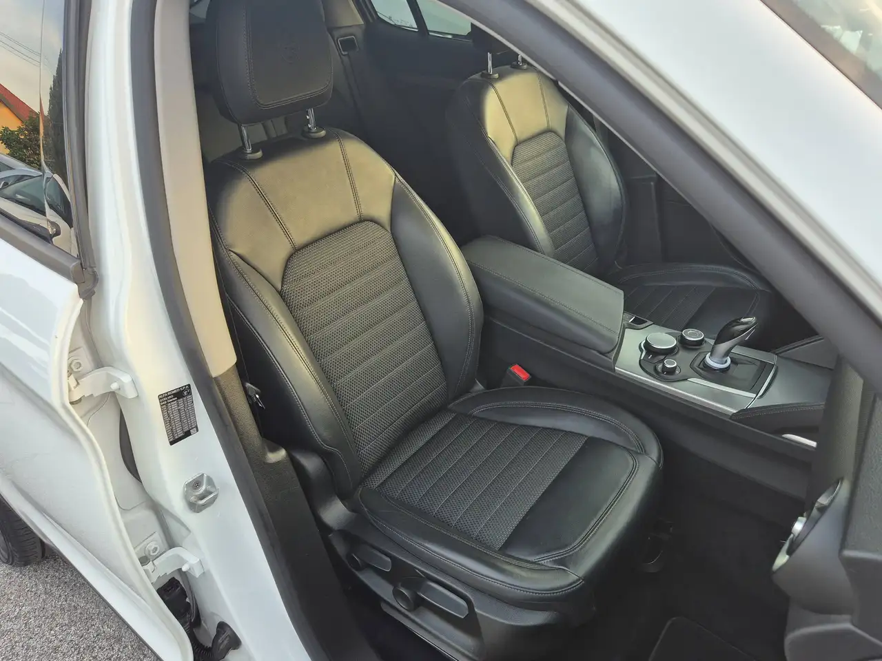 Alfa Romeo Stelvio Stelvio 2.2 t Executive Q4 210cv auto – foto 12