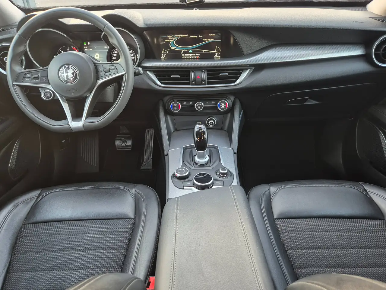 Alfa Romeo Stelvio Stelvio 2.2 t Executive Q4 210cv auto – foto 14