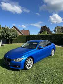 328i